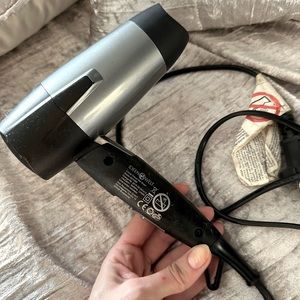 Travel hair dryer